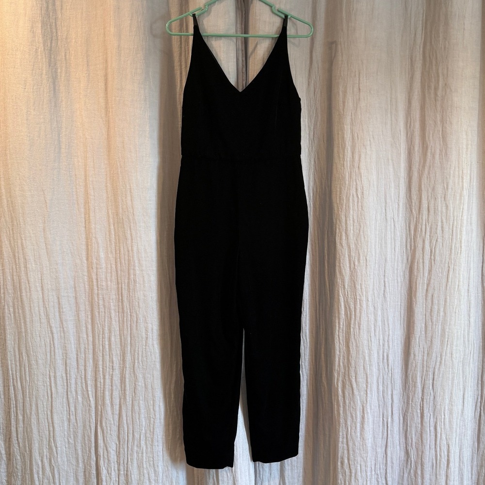 Banana Republic Black Velvet V-Neck Spaghetti Strap Jumpsuit Women's Size 2